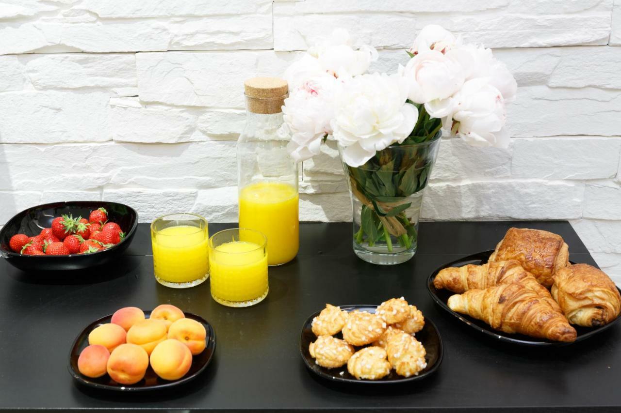 Lovely Place In A Quiet Area Between Invalides Et Eiffel Tower Apartamento Paris Exterior foto