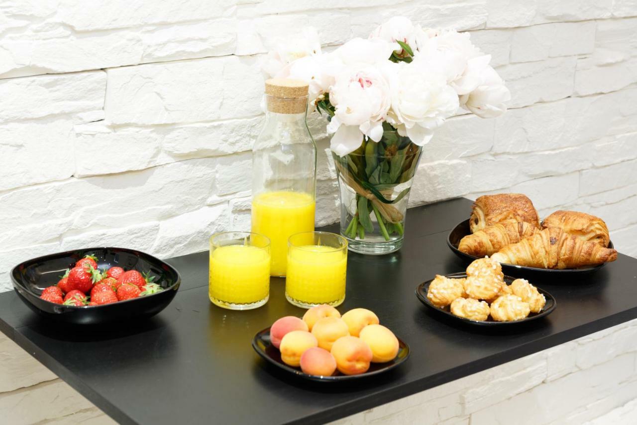 Lovely Place In A Quiet Area Between Invalides Et Eiffel Tower Apartamento Paris Exterior foto
