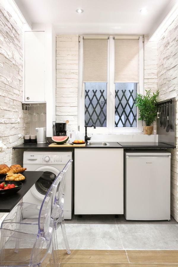 Lovely Place In A Quiet Area Between Invalides Et Eiffel Tower Apartamento Paris Exterior foto
