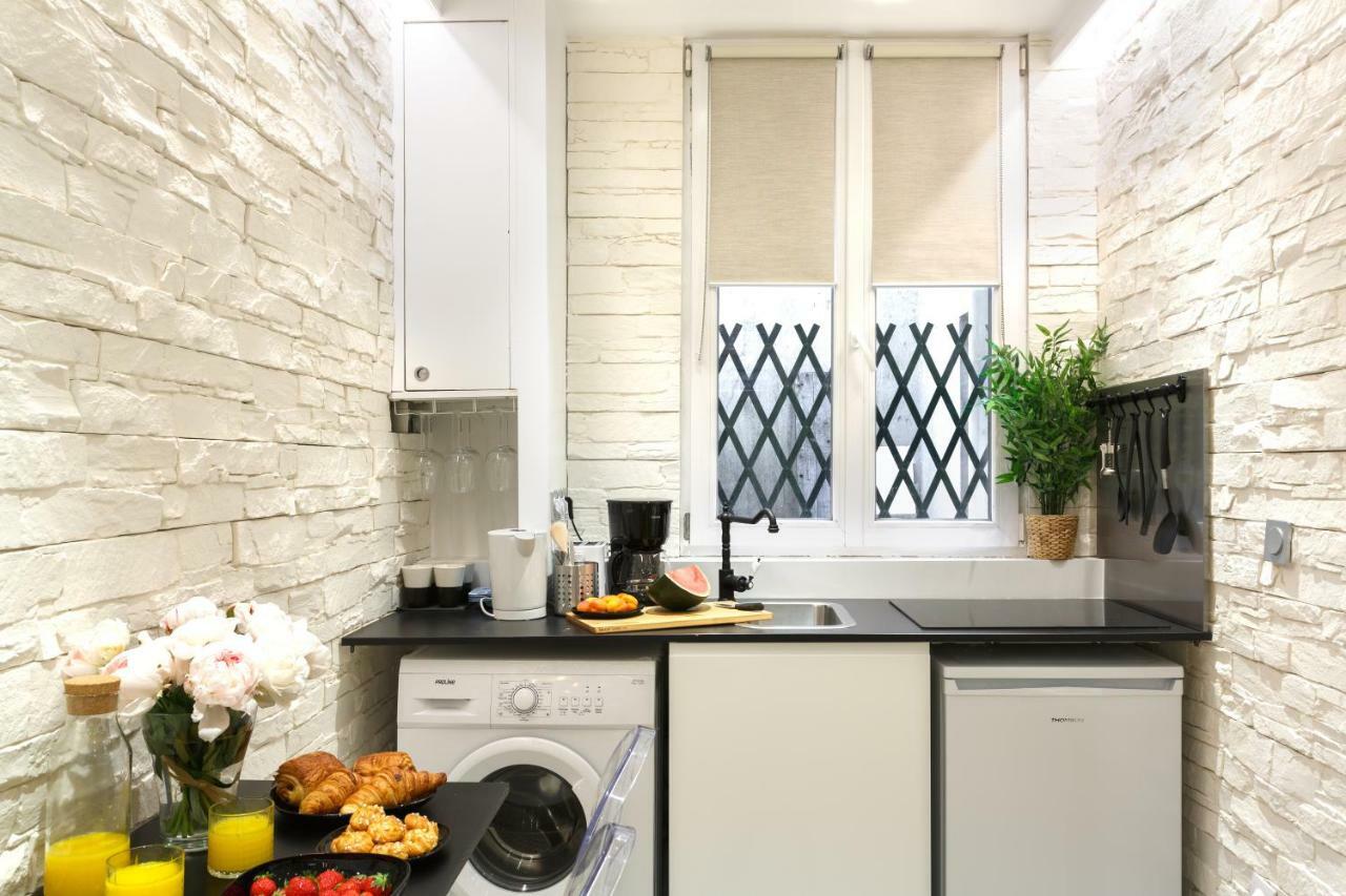 Lovely Place In A Quiet Area Between Invalides Et Eiffel Tower Apartamento Paris Exterior foto